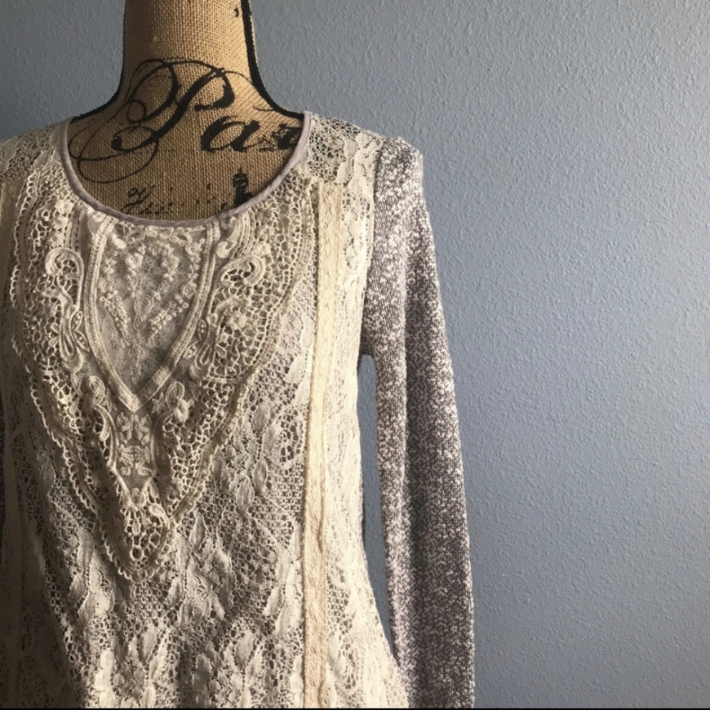 Anthropologie A'reve Gray Long Sleeve Lace Sweater